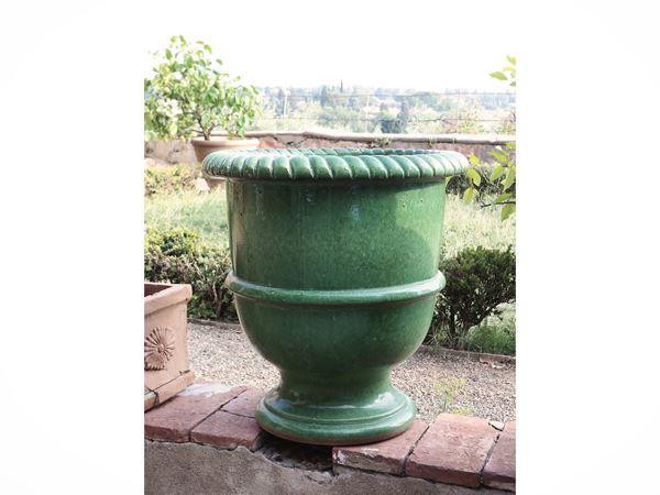 Coppia di grandi vasi in terracotta invetriata verde