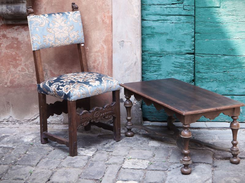 Sedia in Noce