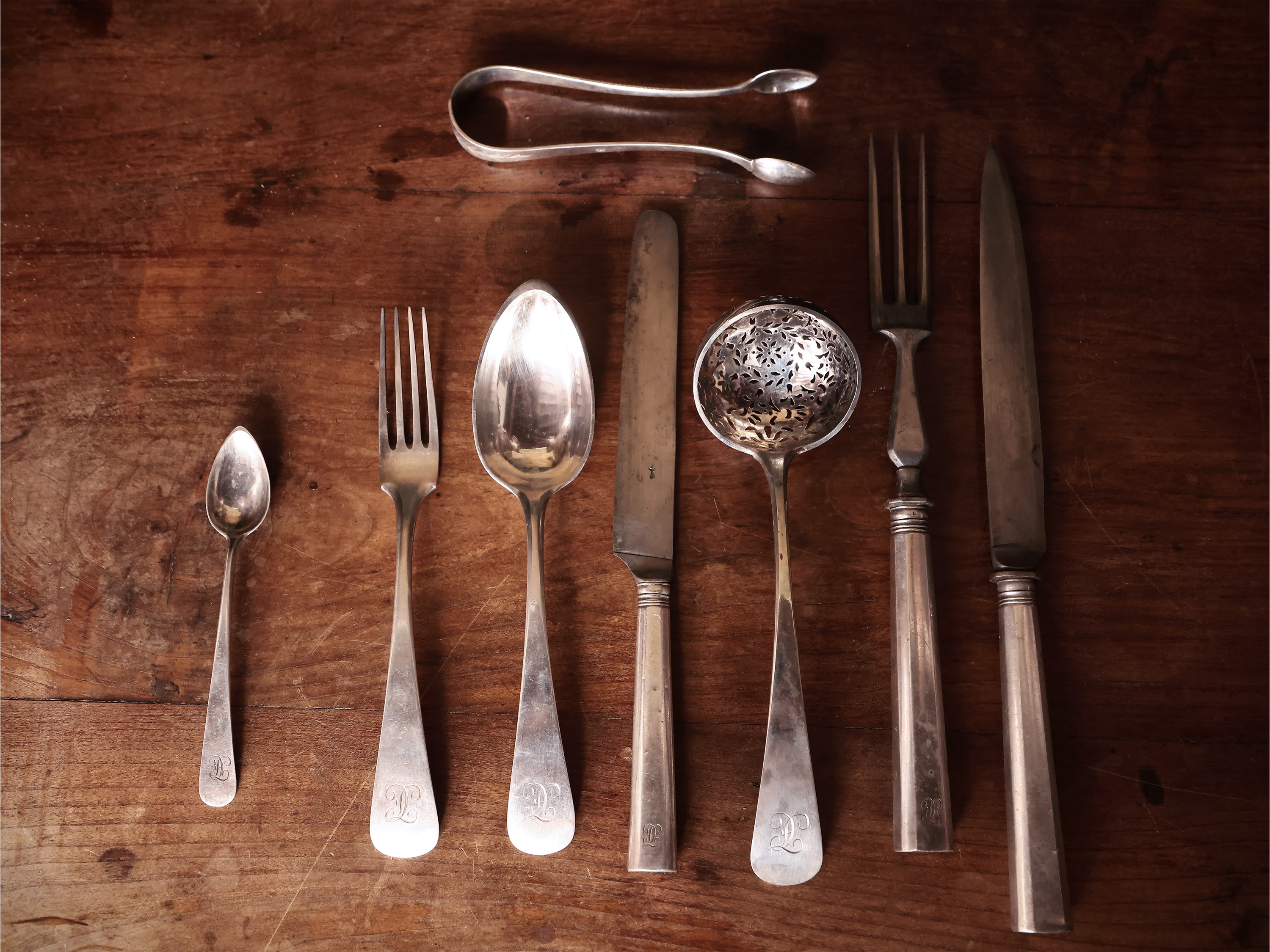 Servizio di posate da viaggio in argento