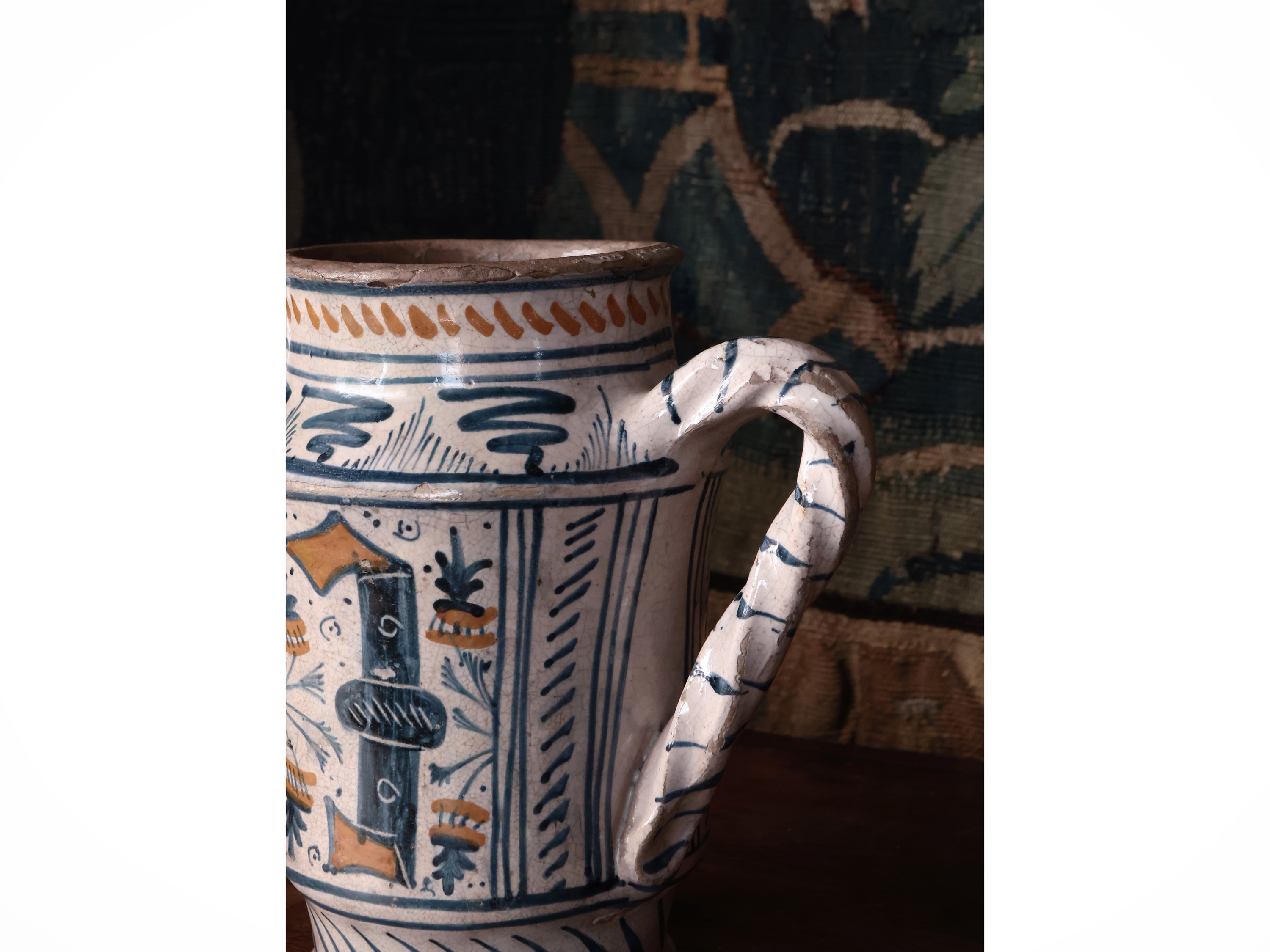 Alberello Biansato in Maiolica