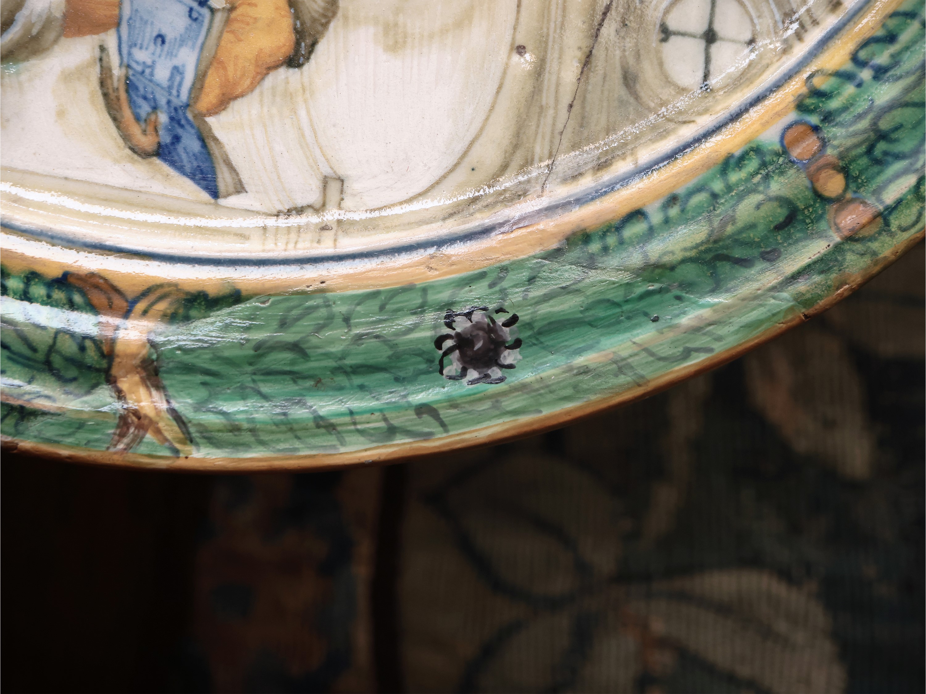 Tagliere in Maiolica per Servito da Puerpera, Bottega Fontana