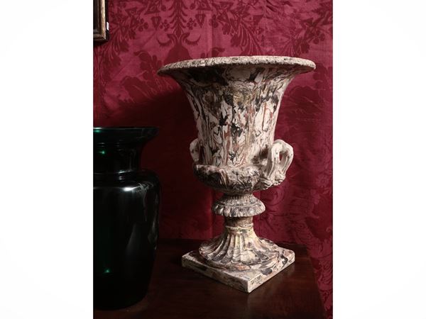 Vaso mediceo in terracotta invetriata