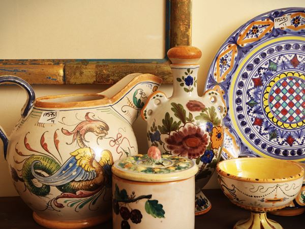 Lot of decorative ceramics for the table