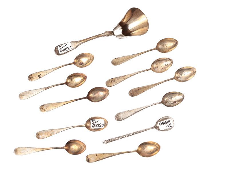 Assortimento di cucchiaini in argento