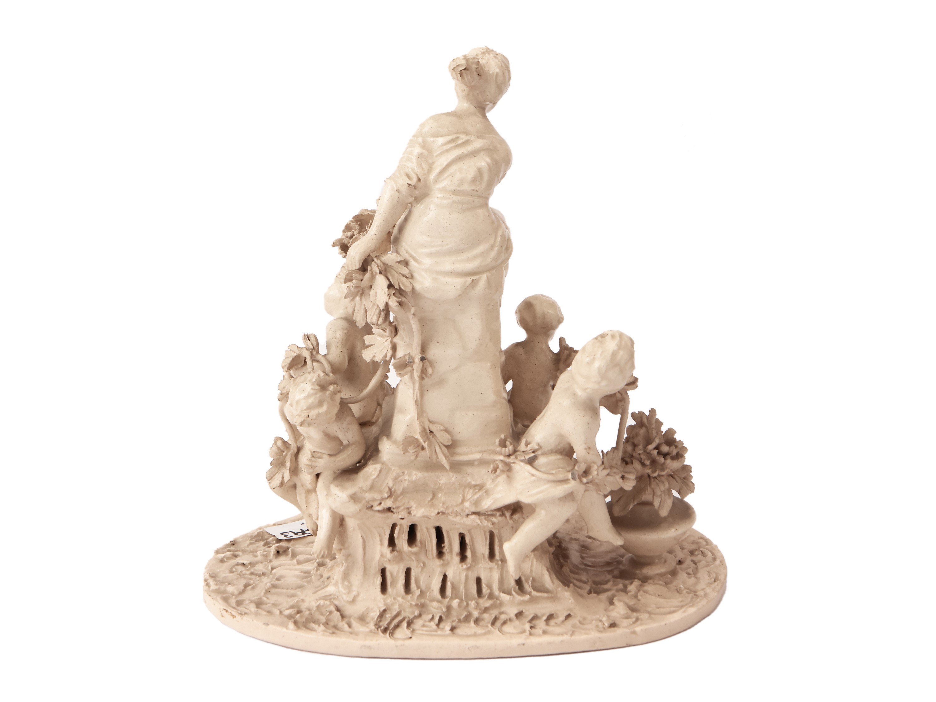 Gruppo in terraglia, scena allegorica con figura femminile e amorini (XIX/XX secolo)