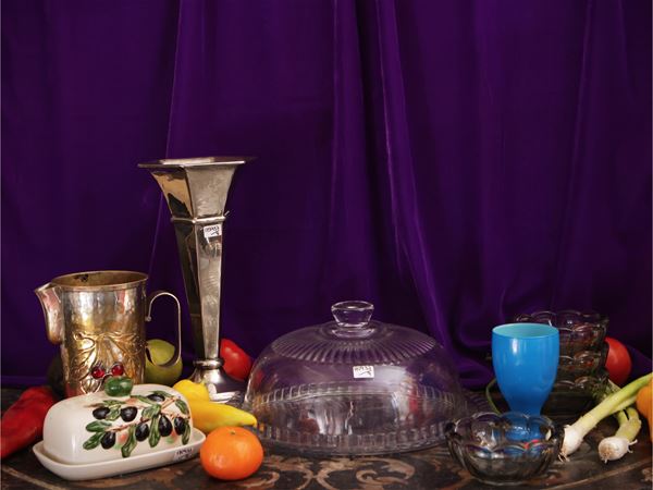 Miscellanea of table accessories