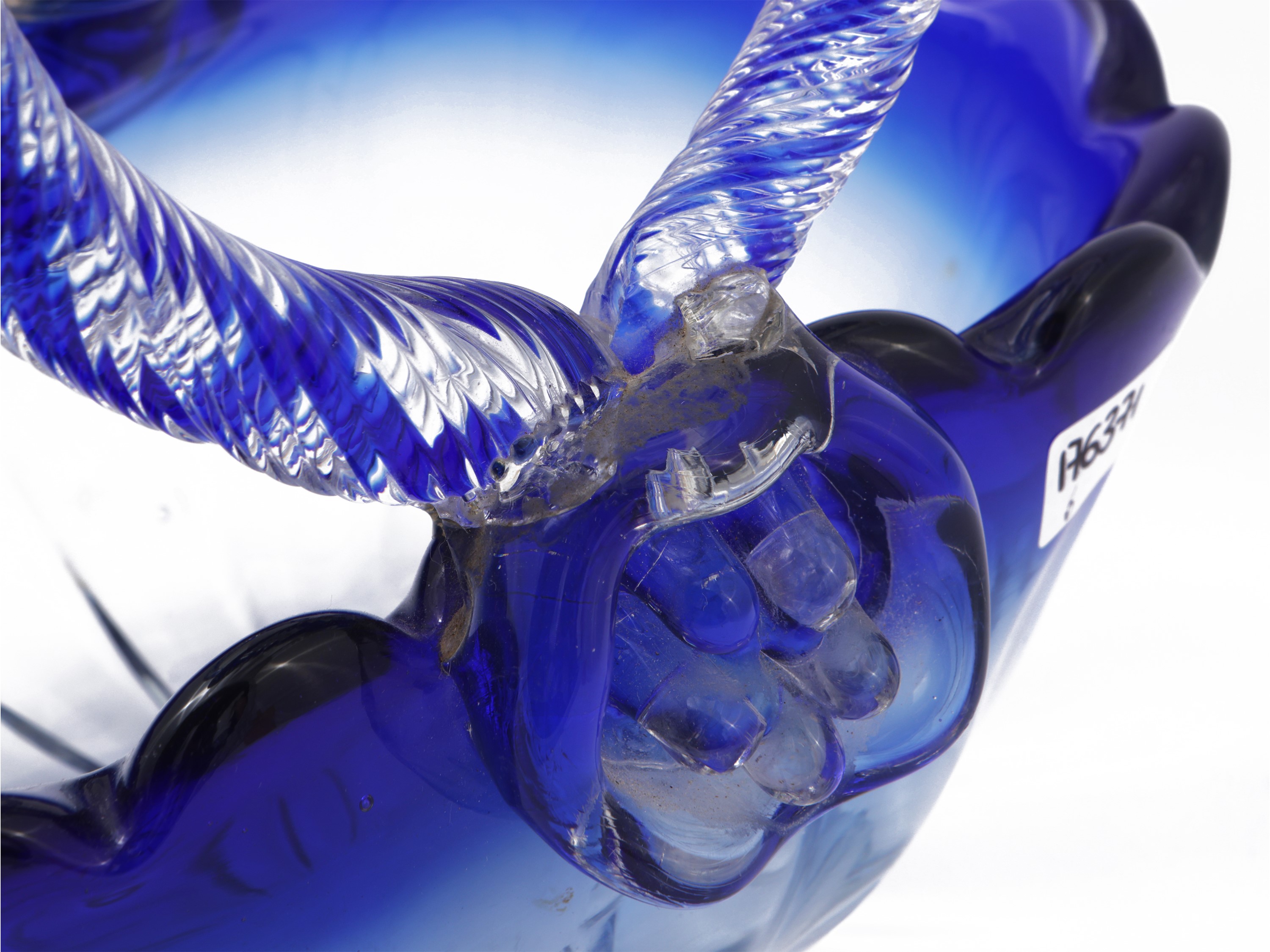 Cestino porta bonbon, vetro soffiato blu di Murano (XX secolo)