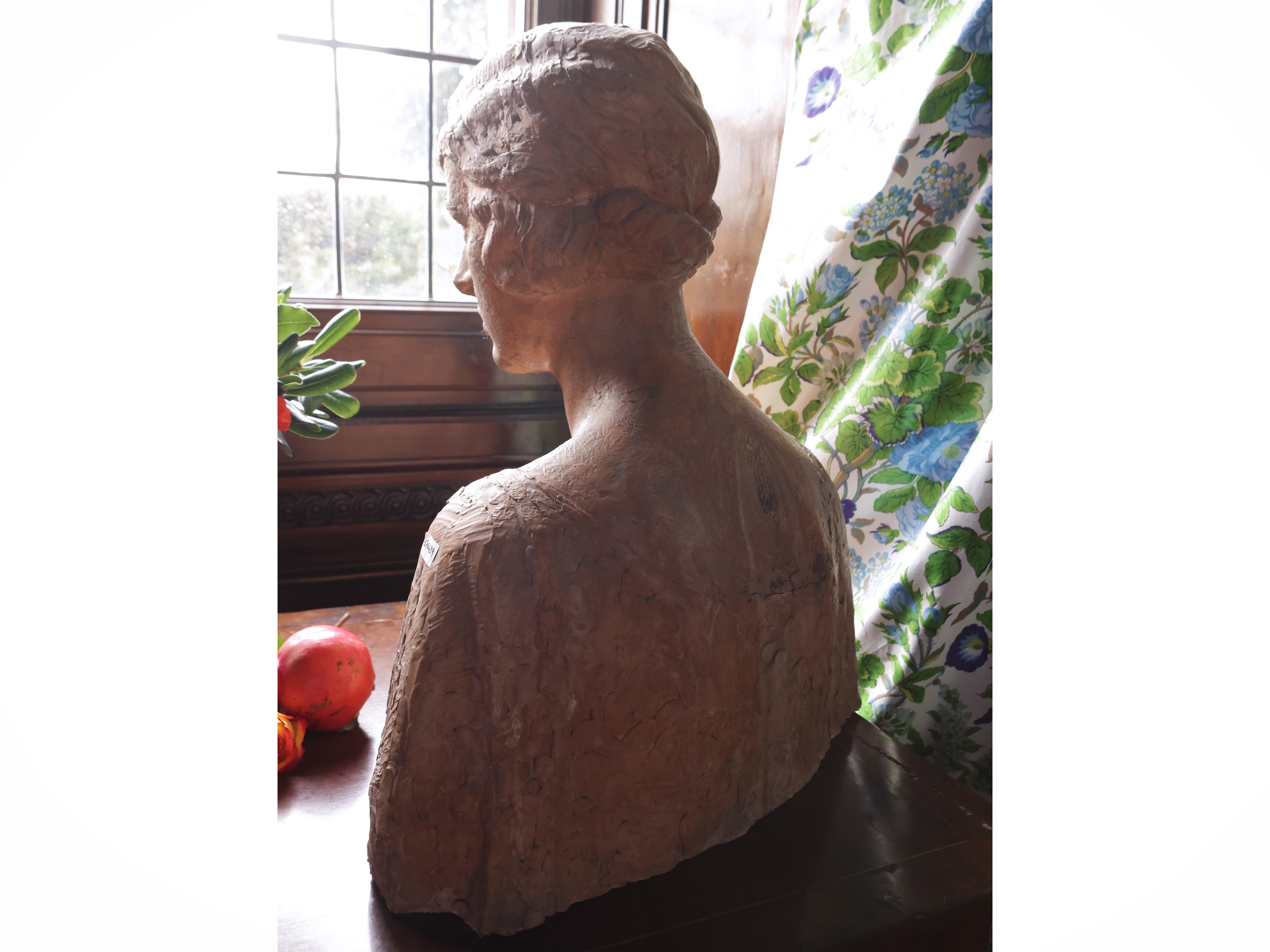 Corrado Vigni - Giovane donna, busto in terracotta