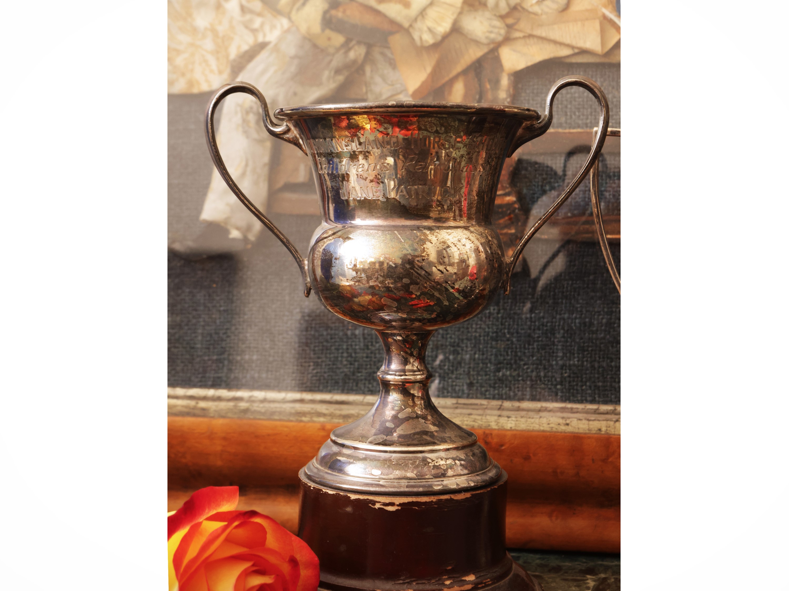 Due piccole coppe in argento d'epoca