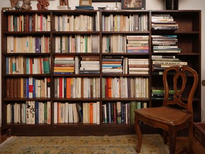Libreria a giorno in noce, h cm 135x214x21