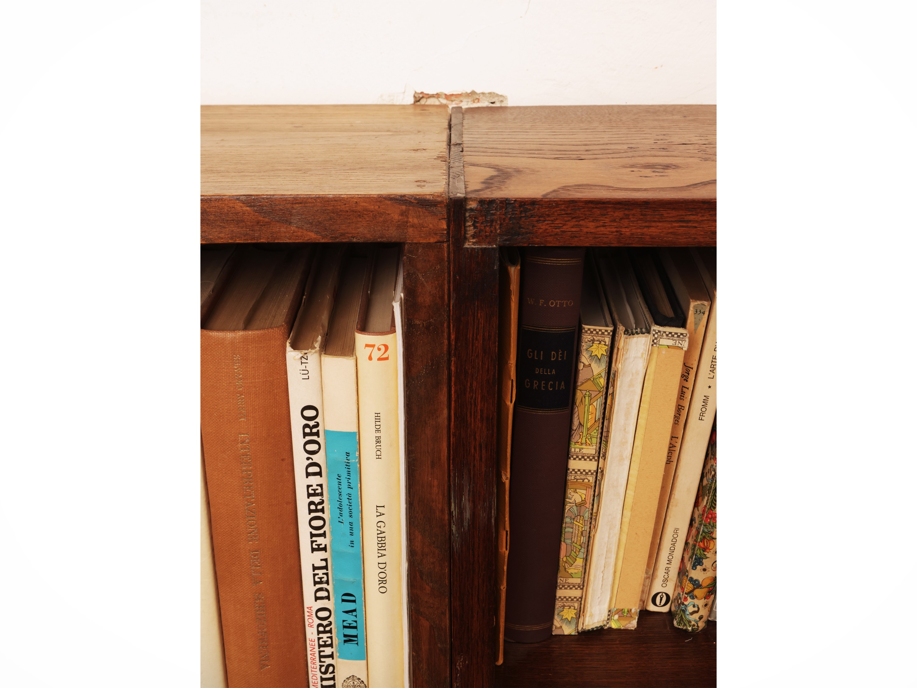Libreria a giorno in noce, h cm 135x295x31