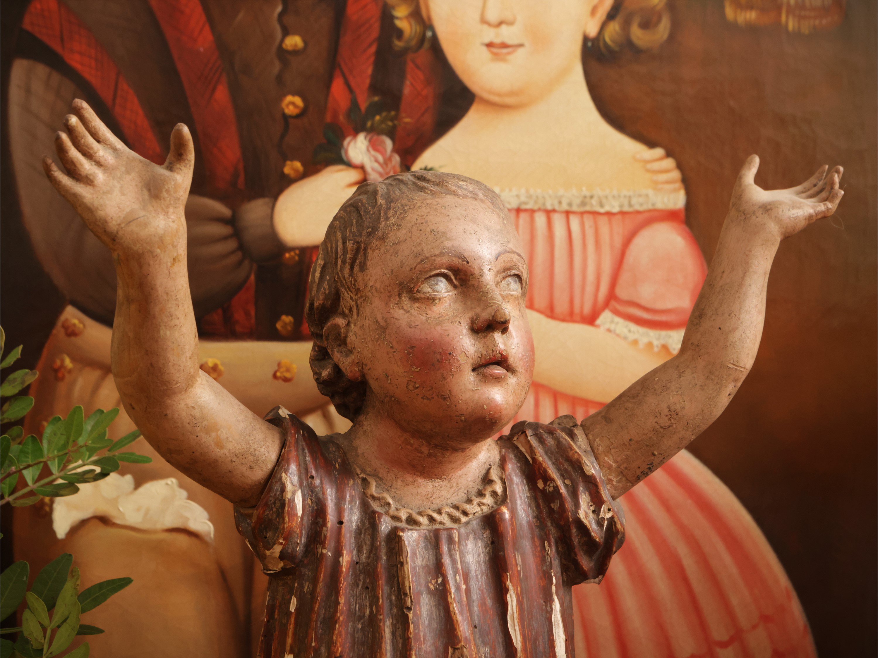 Figura in legno laccato e dorato, raffigurante Gesù Bambino, XVIII secolo