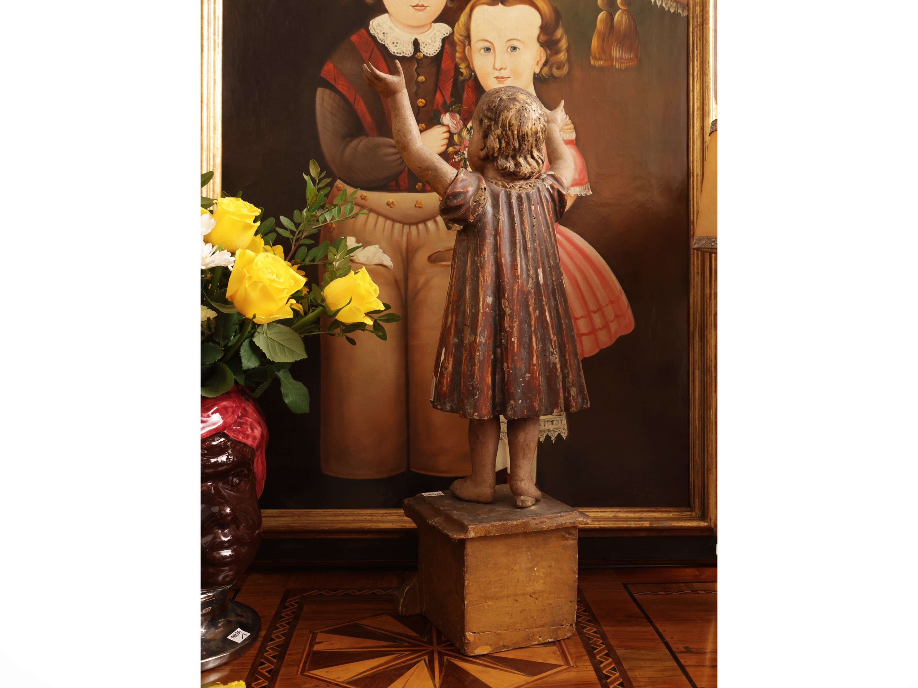 Figura in legno laccato e dorato, raffigurante Gesù Bambino, XVIII secolo