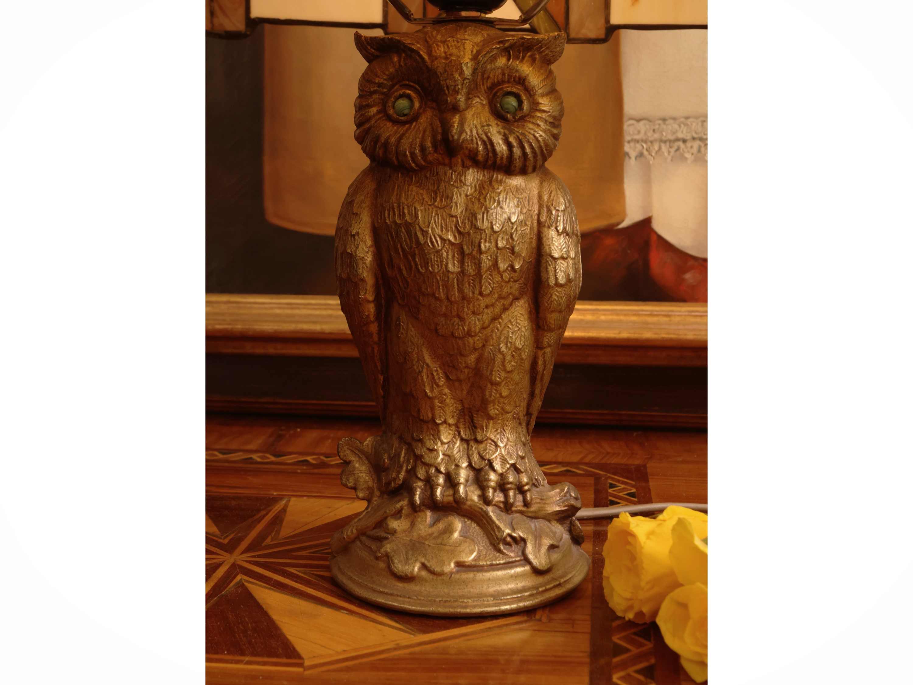 Lampada da tavolo in antimonio dorato e pasta di vetro, altezza 43 cm