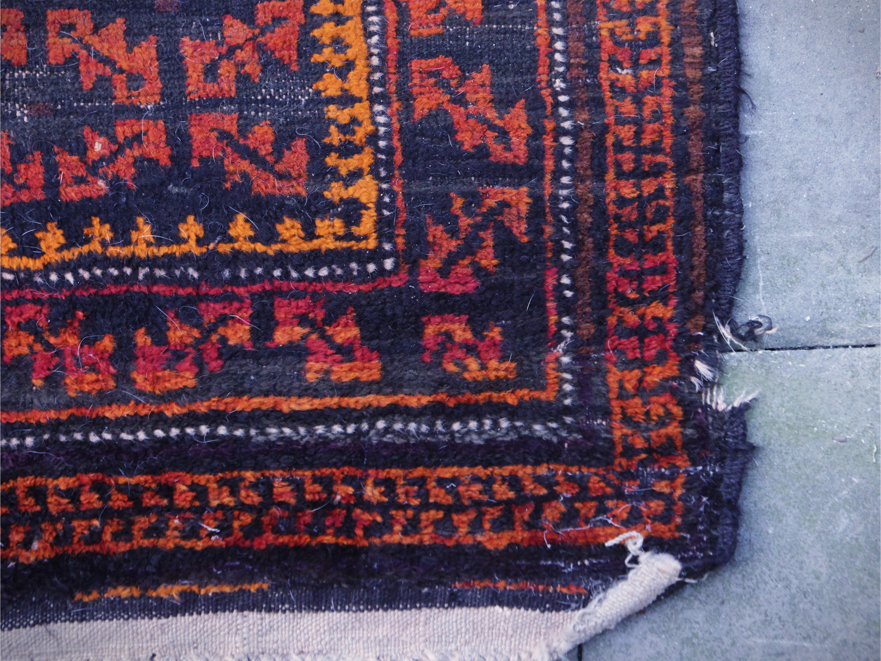 Due tappeti persiani, manifattura antica, 140x89 cm e 83x139 cm