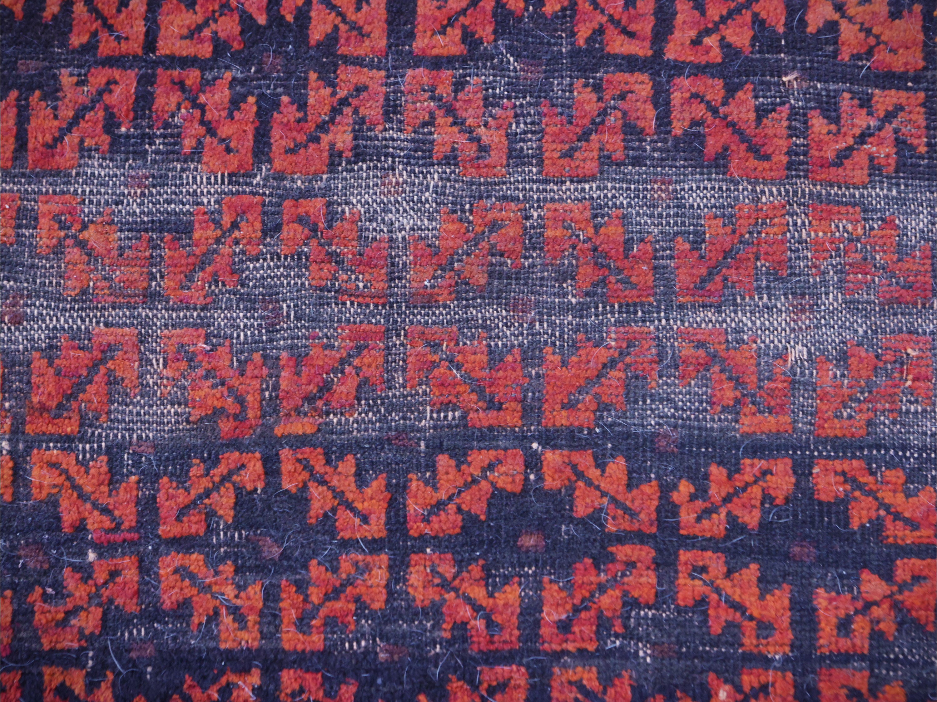 Due tappeti persiani, manifattura antica, 140x89 cm e 83x139 cm