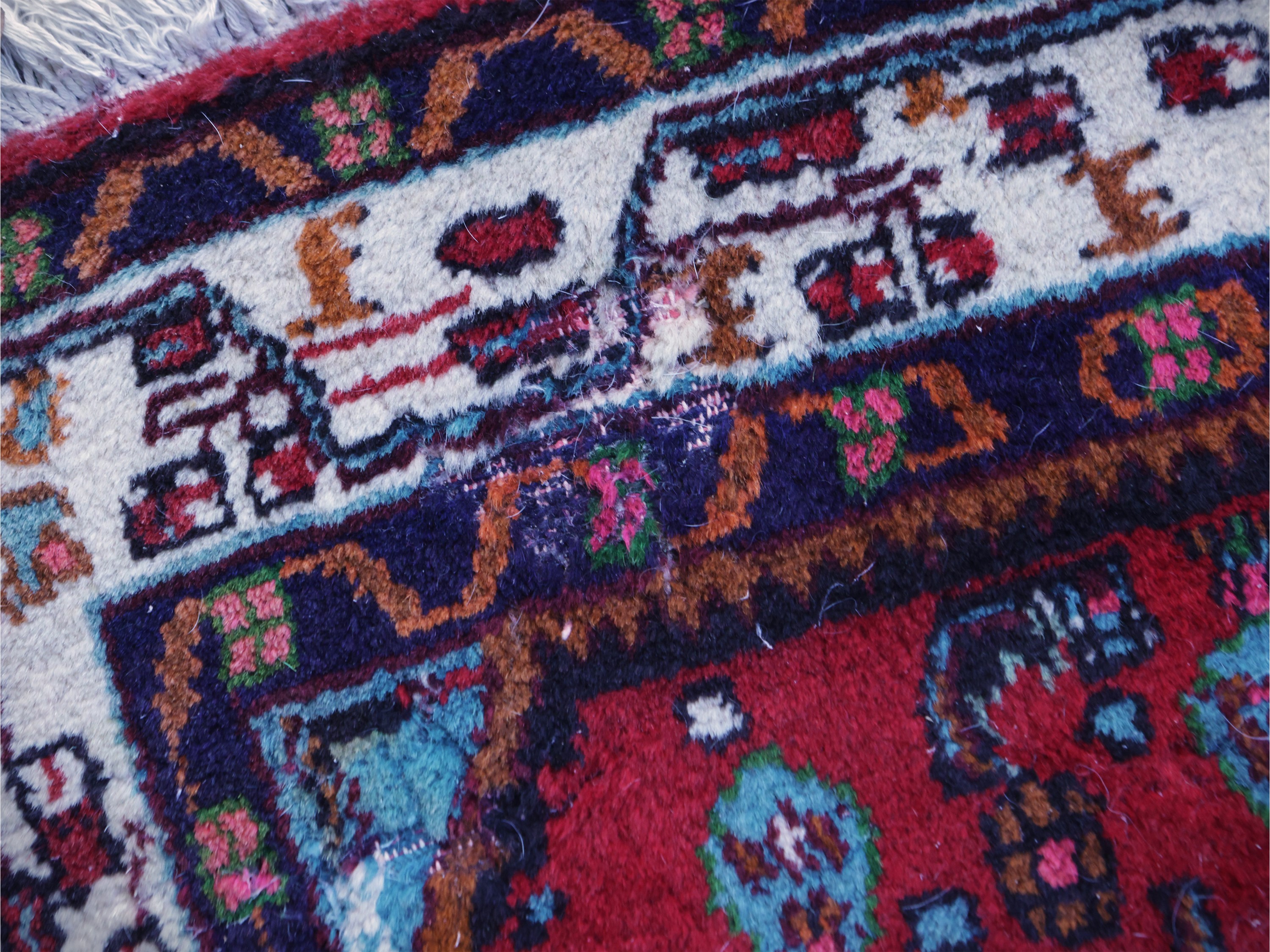 Due tappeti persiani, manifattura antica, 140x89 cm e 83x139 cm