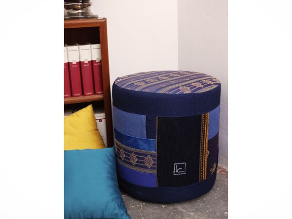 Decorative pouf