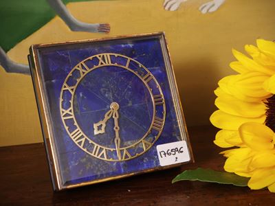 Cartier, Orologio da tavolo in lapislazzuli con quadrante a numeri romani