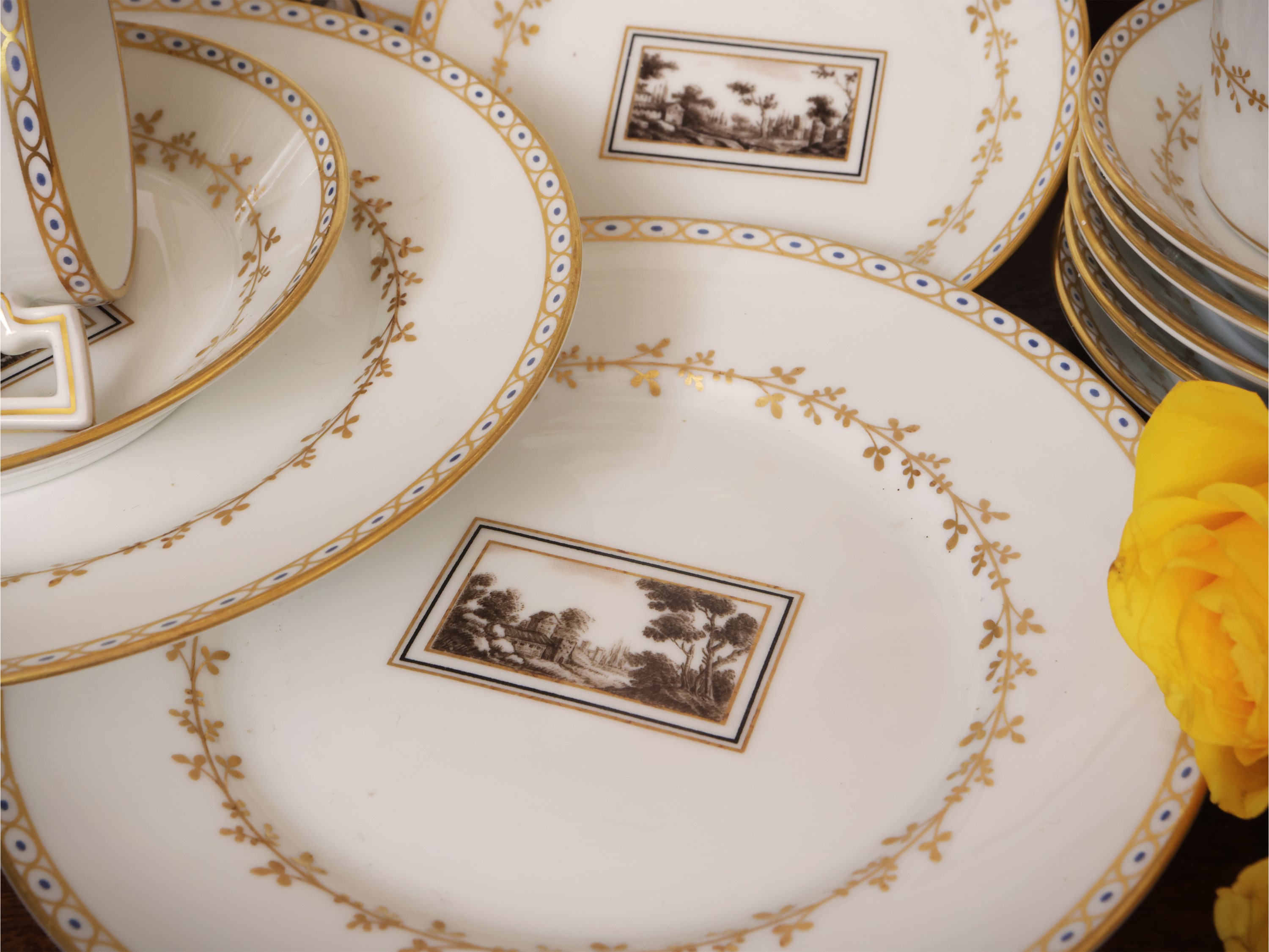 Richard Ginori, Set da dolce in porcellana decoro Fiesole