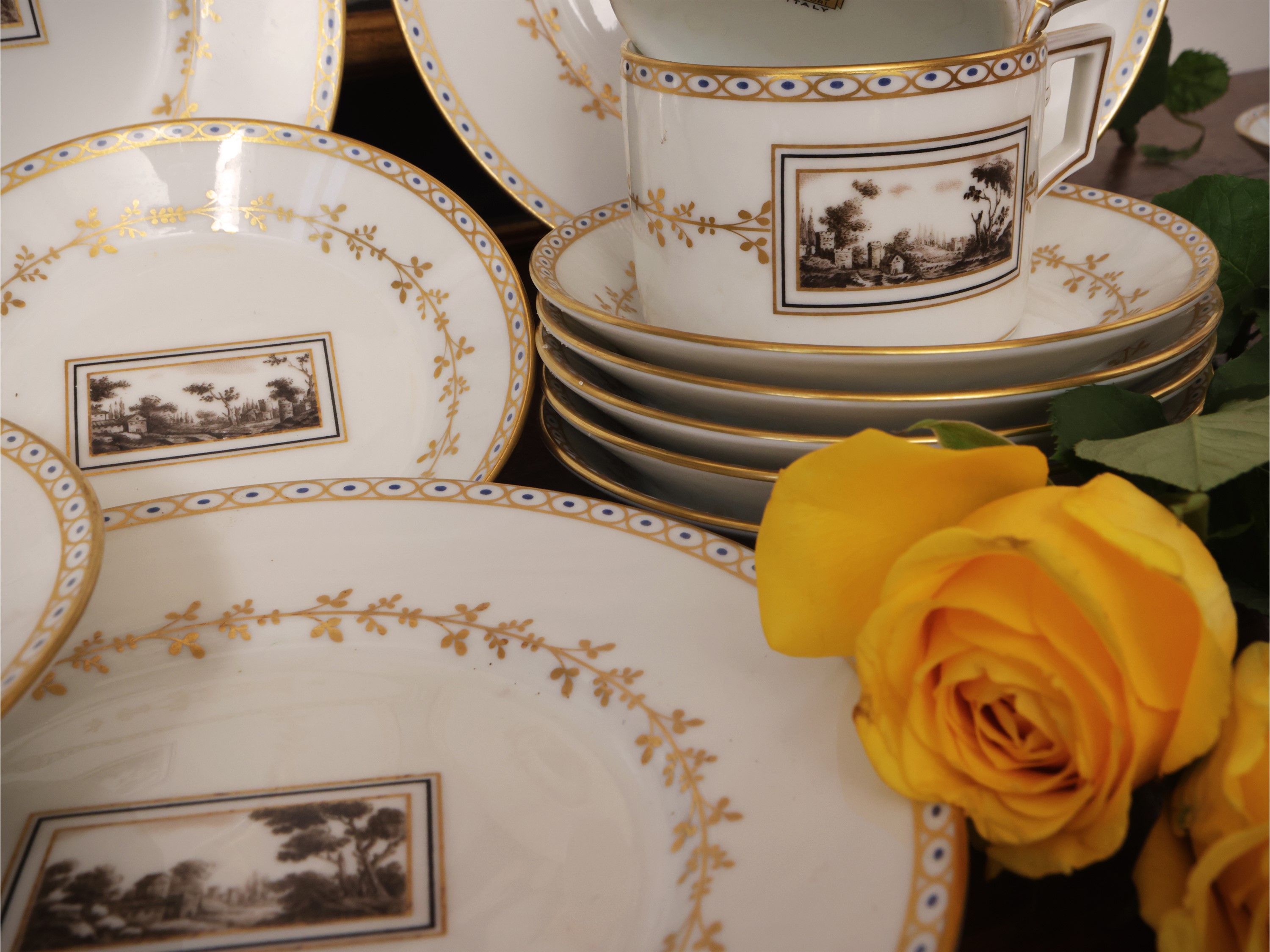 Richard Ginori, Set da dolce in porcellana decoro Fiesole