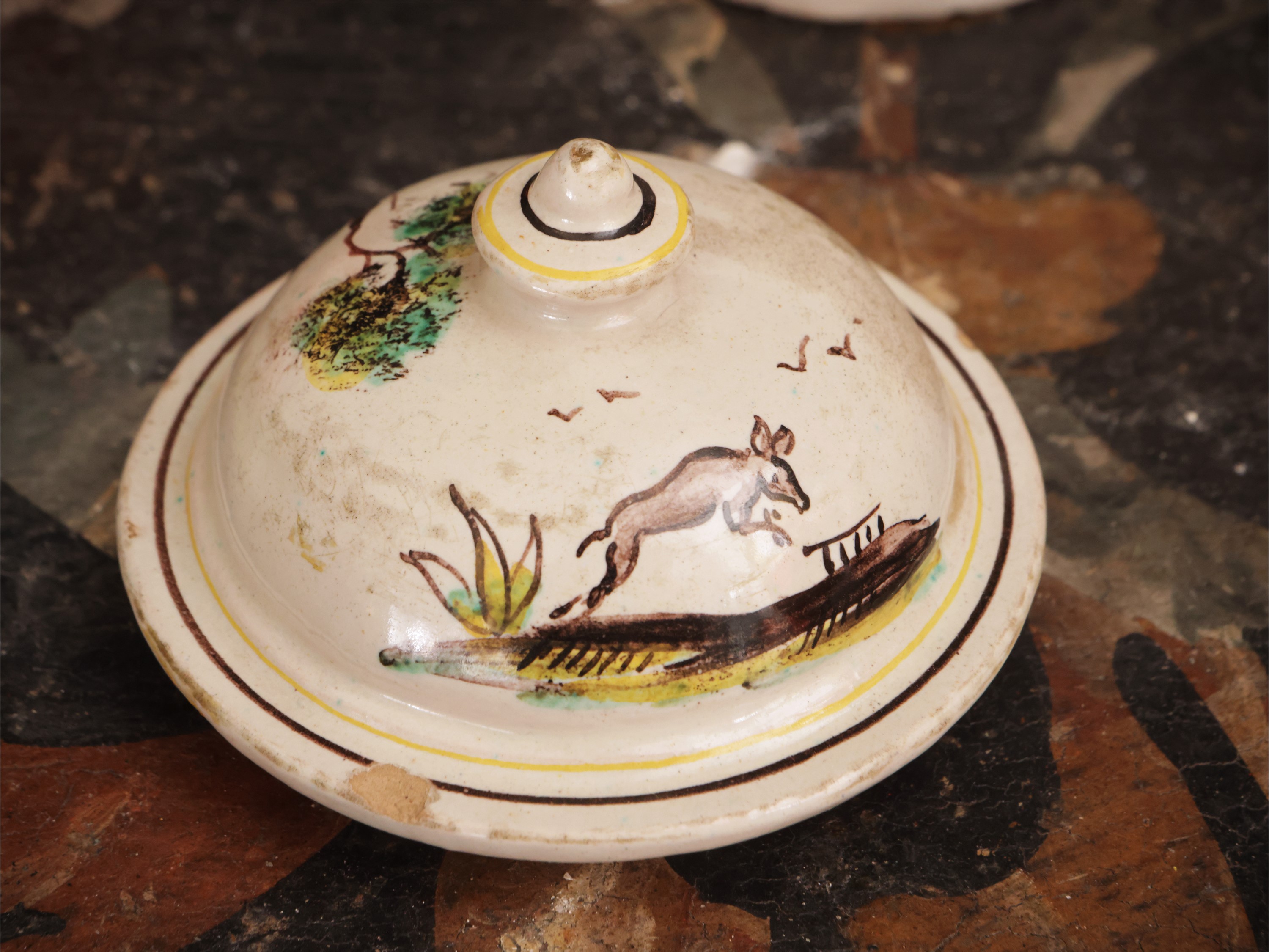 Teiera in maiolica, Faenza, XVIII secolo