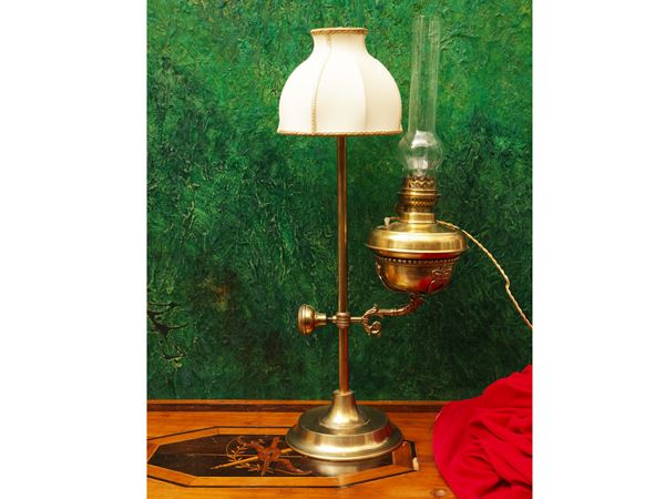 Pair of large oil lumi in brass
