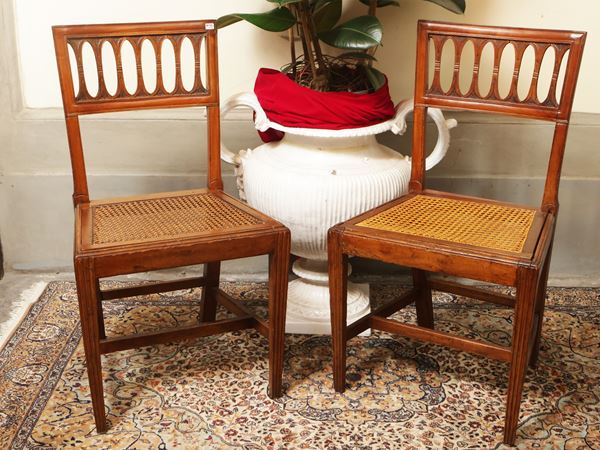 Couple of chairs in walnut