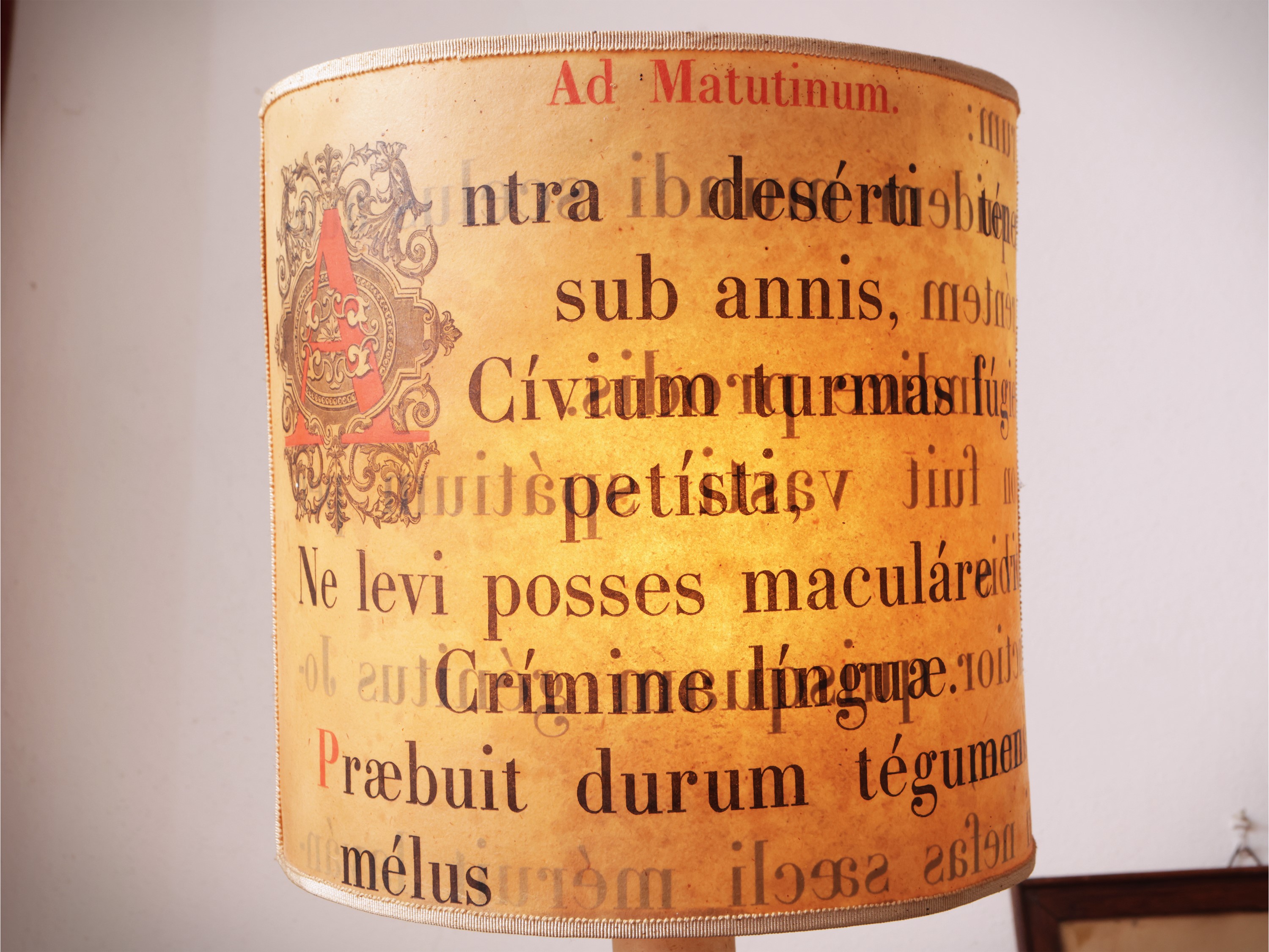 Coppia di bracci a muro portaceri in bronzo