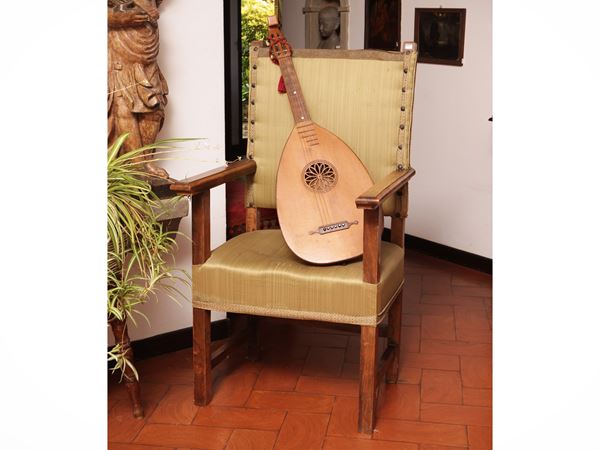 Armchair in walnut