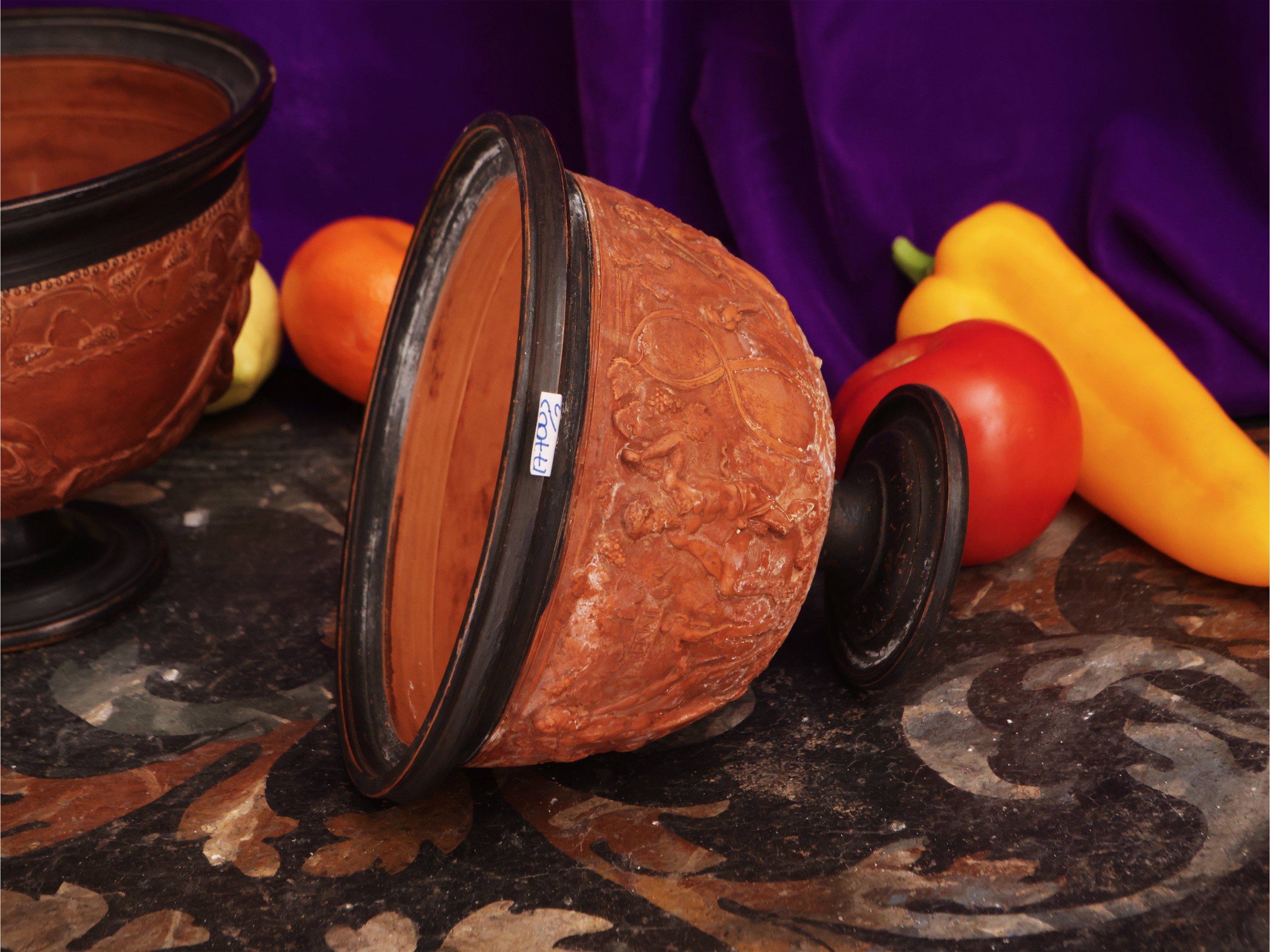 Due Coppe di Gusto Archeologico in Terracotta