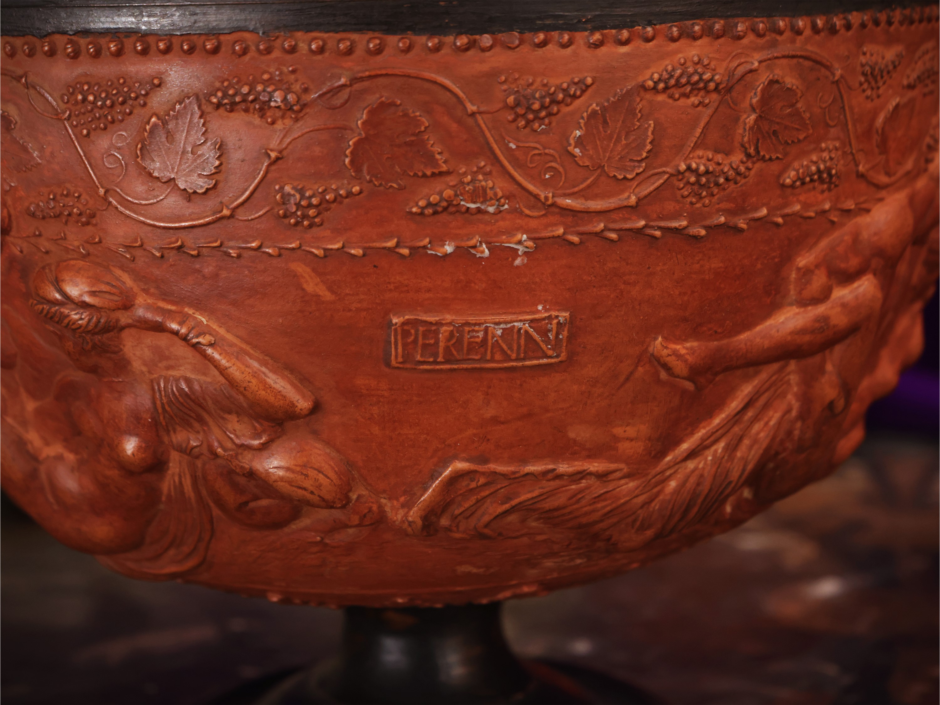 Due Coppe di Gusto Archeologico in Terracotta