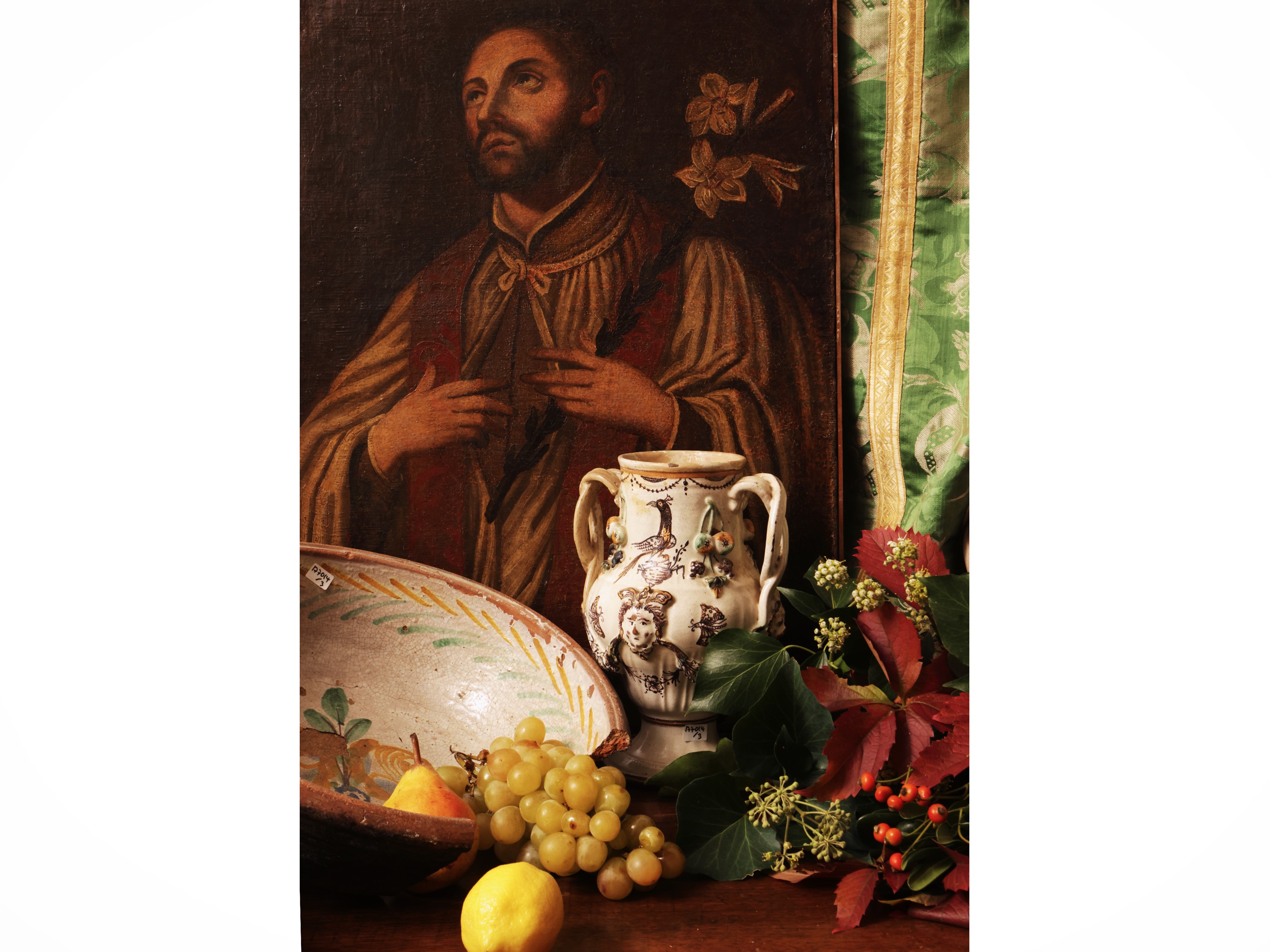 Vaso in maiolica popolare, XVIII secolo