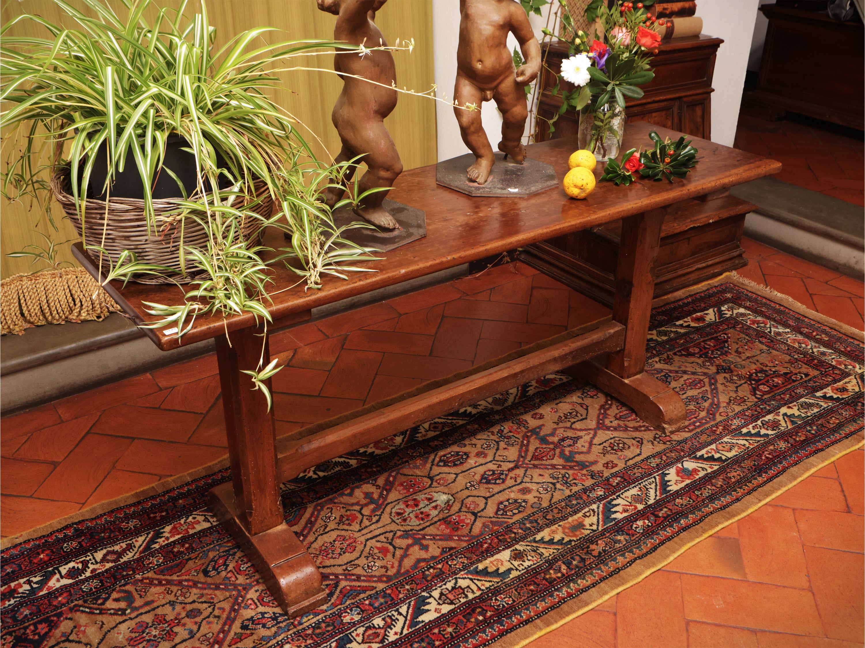 Tavolo rustico in noce a fratina, h cm 72x160x47