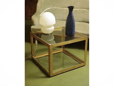 Tavolino da appoggio moderno in ottone e vetro, h cm 45x60x60