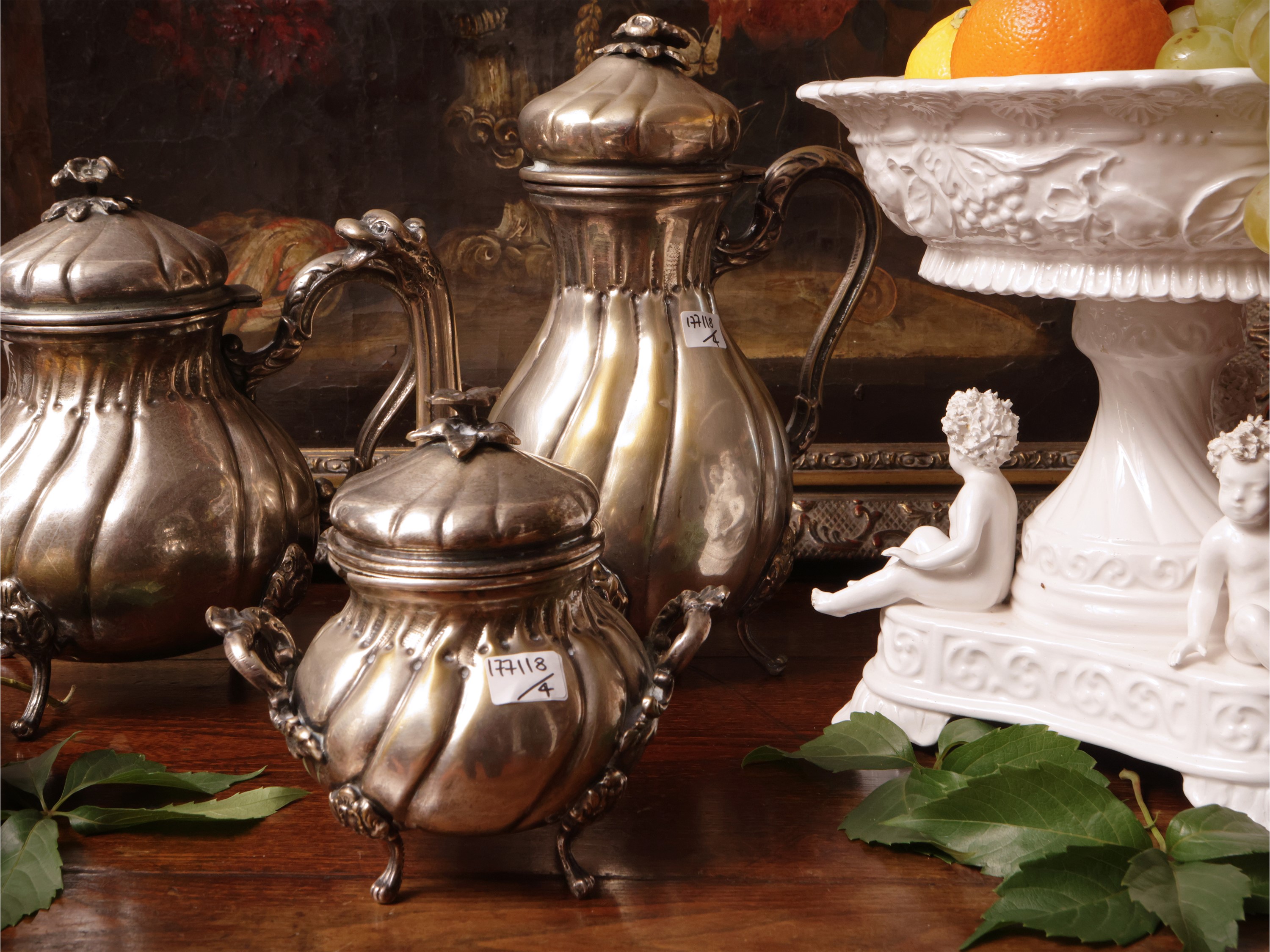 Set per servire tè e caffè, metallo argentato e ceramica di Bassano