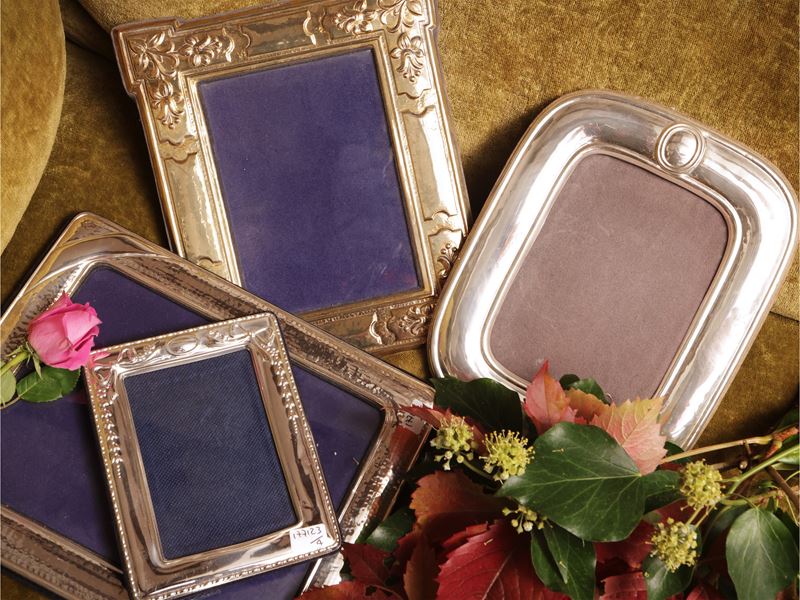 Quattro cornici portaritratti in argento
