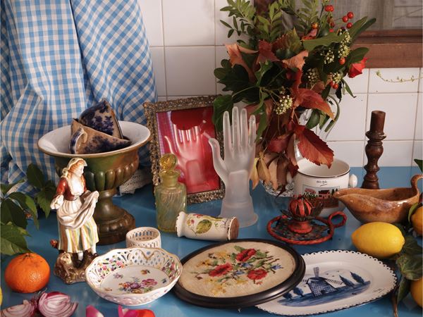 Lot of vintage curiosities