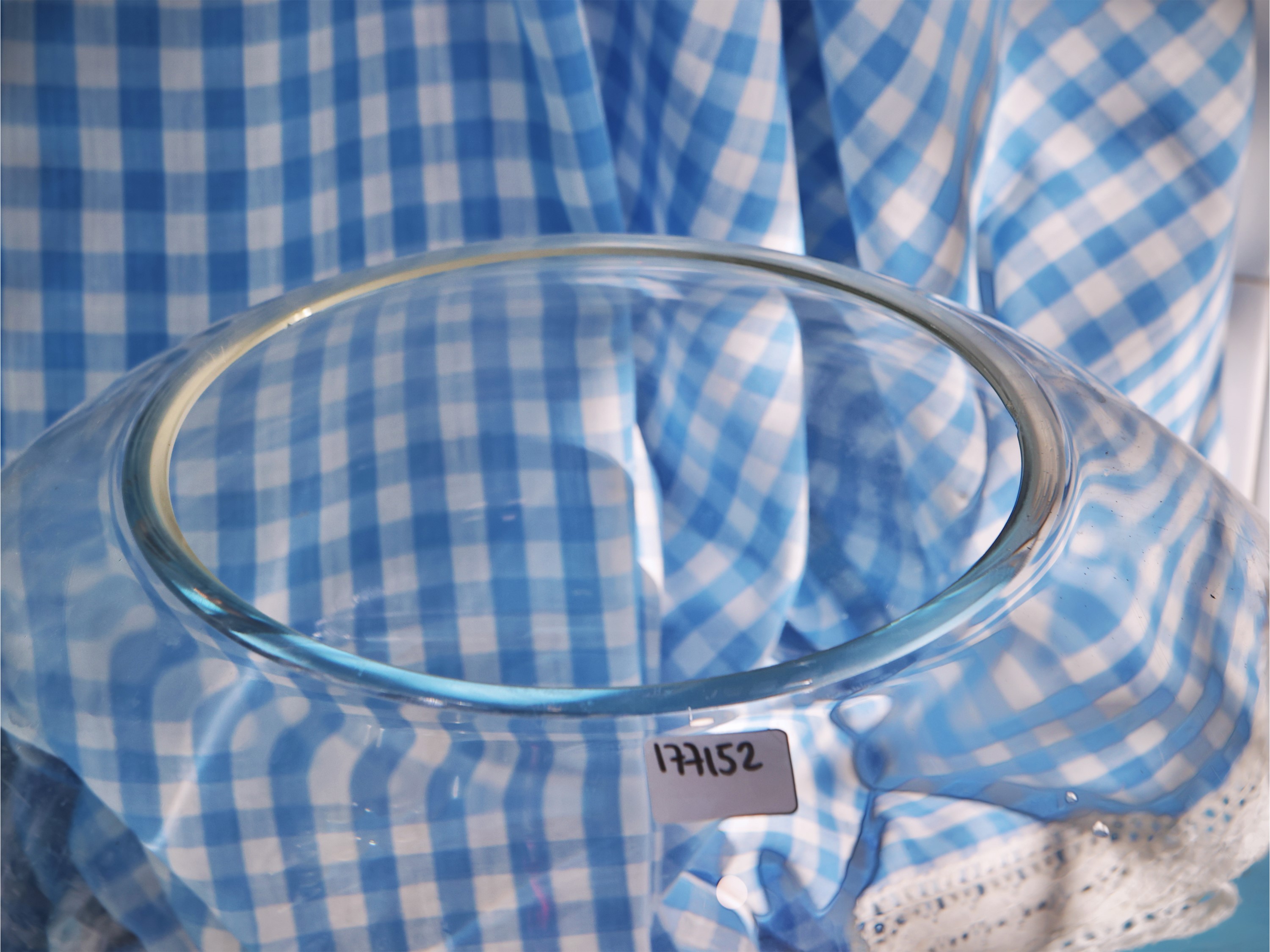 Grande vaso in vetro, forma globulare, h 35 cm, diam 35 cm