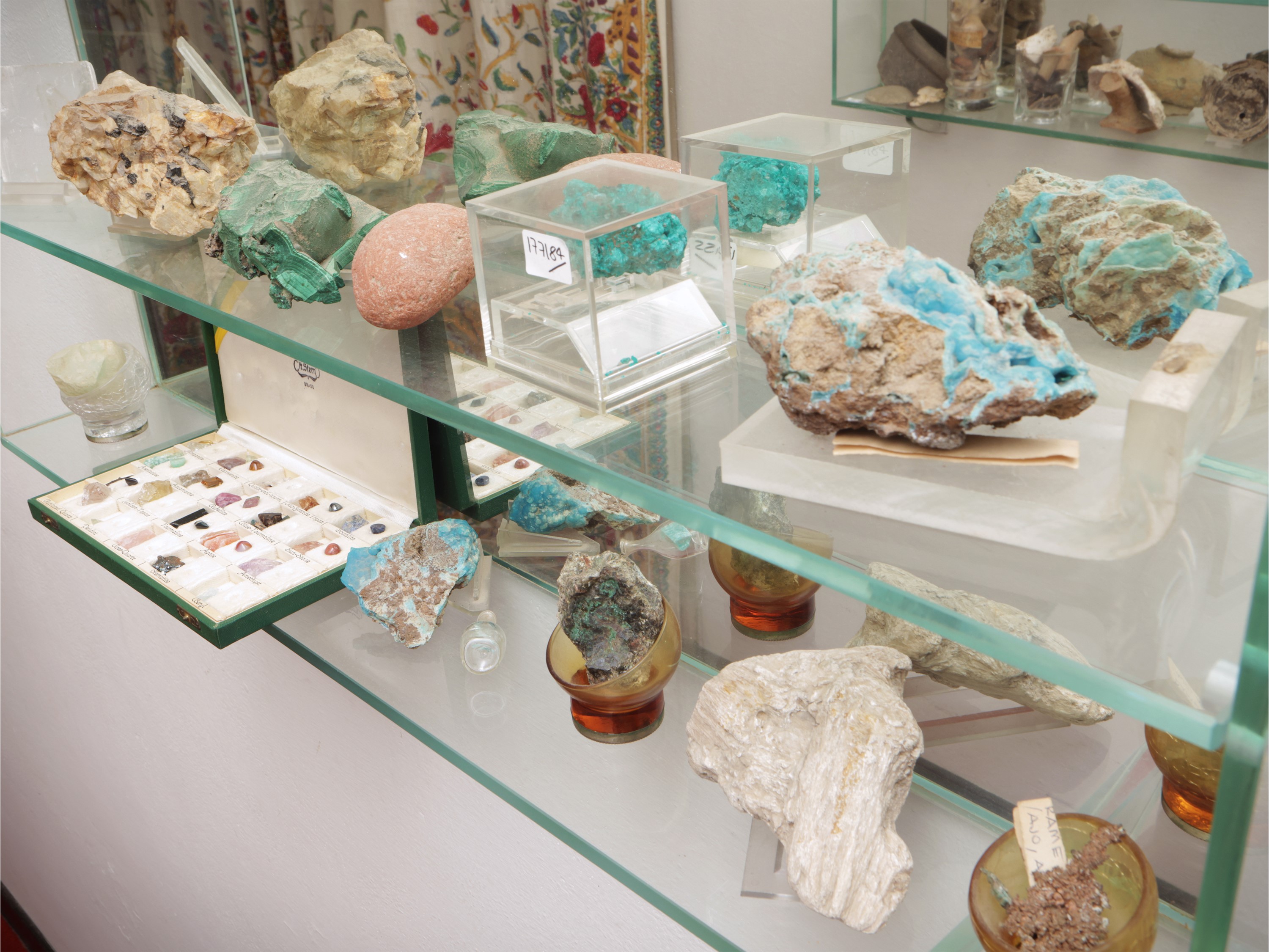 Collezione di minerali, varietà e tipologie