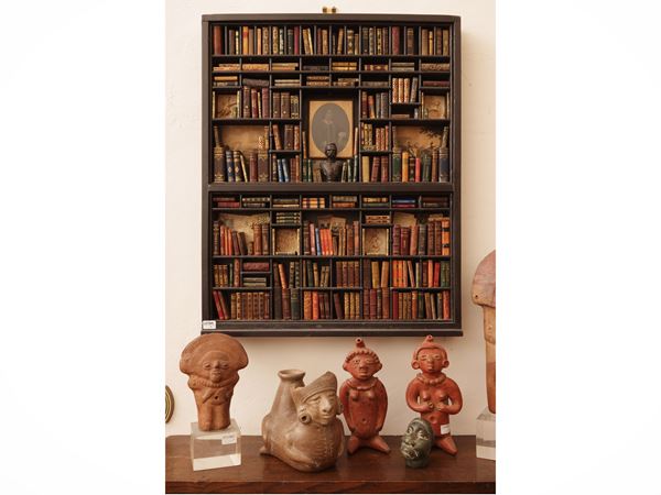 Ettore Sobrero : Libreria in miniatura  - Asta Stile fiorentino: da una villa a Settignano al buen retiro di Maria Teresa Colonna - Maison Bibelot - Casa d'Aste Firenze - Milano