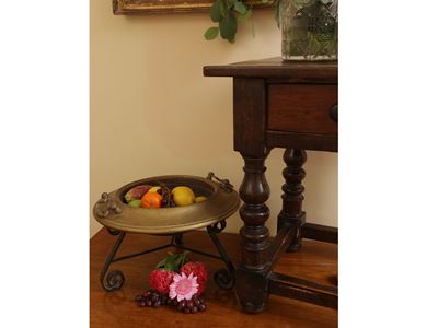 Due Complementi di Arredo D'epoca