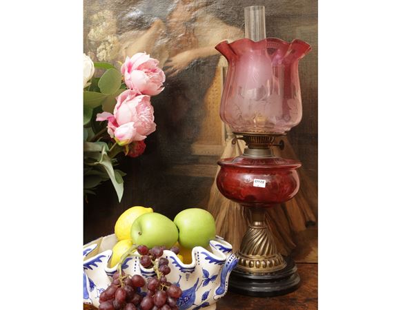 Raspberry glass oil lumen