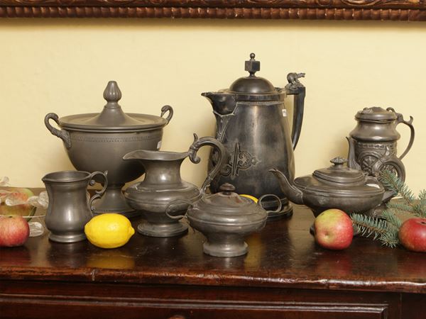 Miscellanea of petwer vintage objects