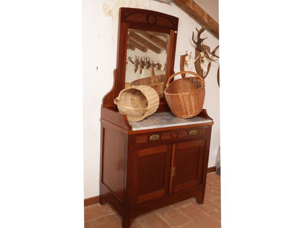 Satinwood toilet