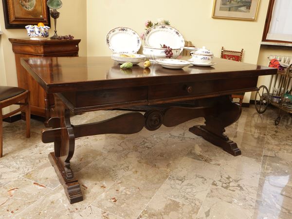 Large library table in walnut