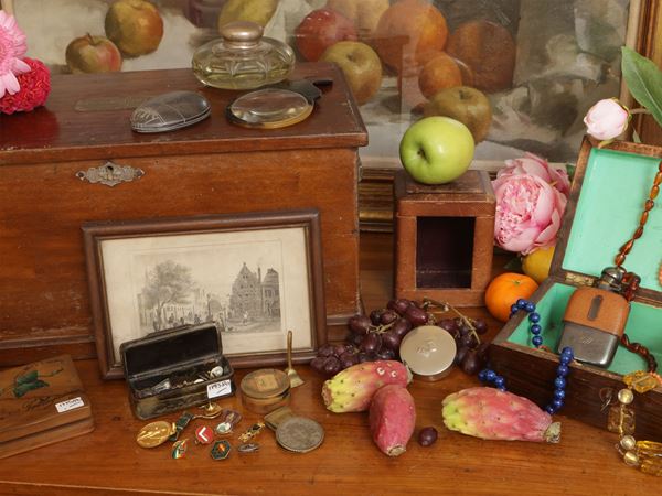 Lot of vintage curiosity