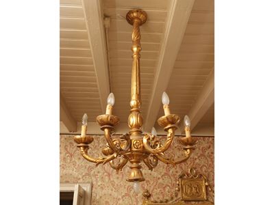 Lampadario in Legno Intagliato e Dorato