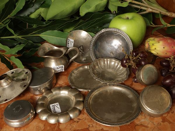 Assortimento di bomboniere in argento