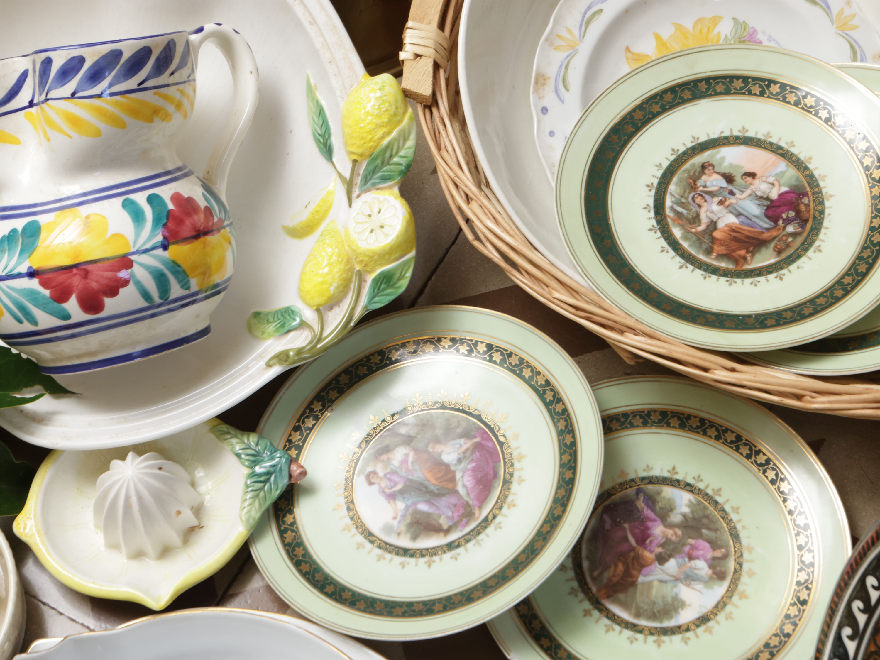 Miscellanea di Accessori Rustici per la Tavola